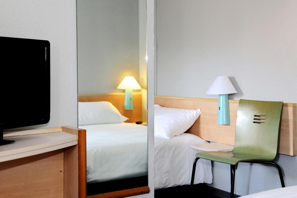 Hotel Ibis Orange Centre Extérieur photo